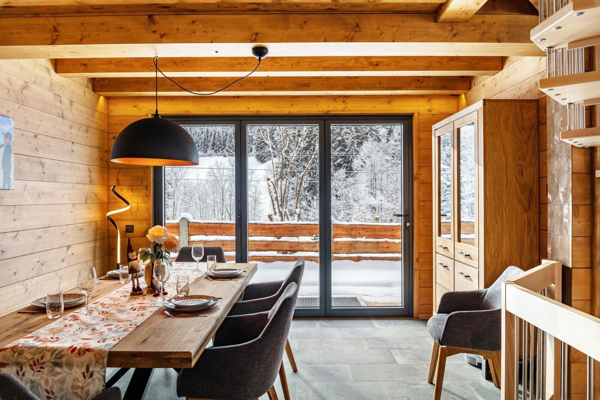 Chalet Aus Holz การ์มิช-พาร์เทนเคียร์เชน ภายนอก รูปภาพ
