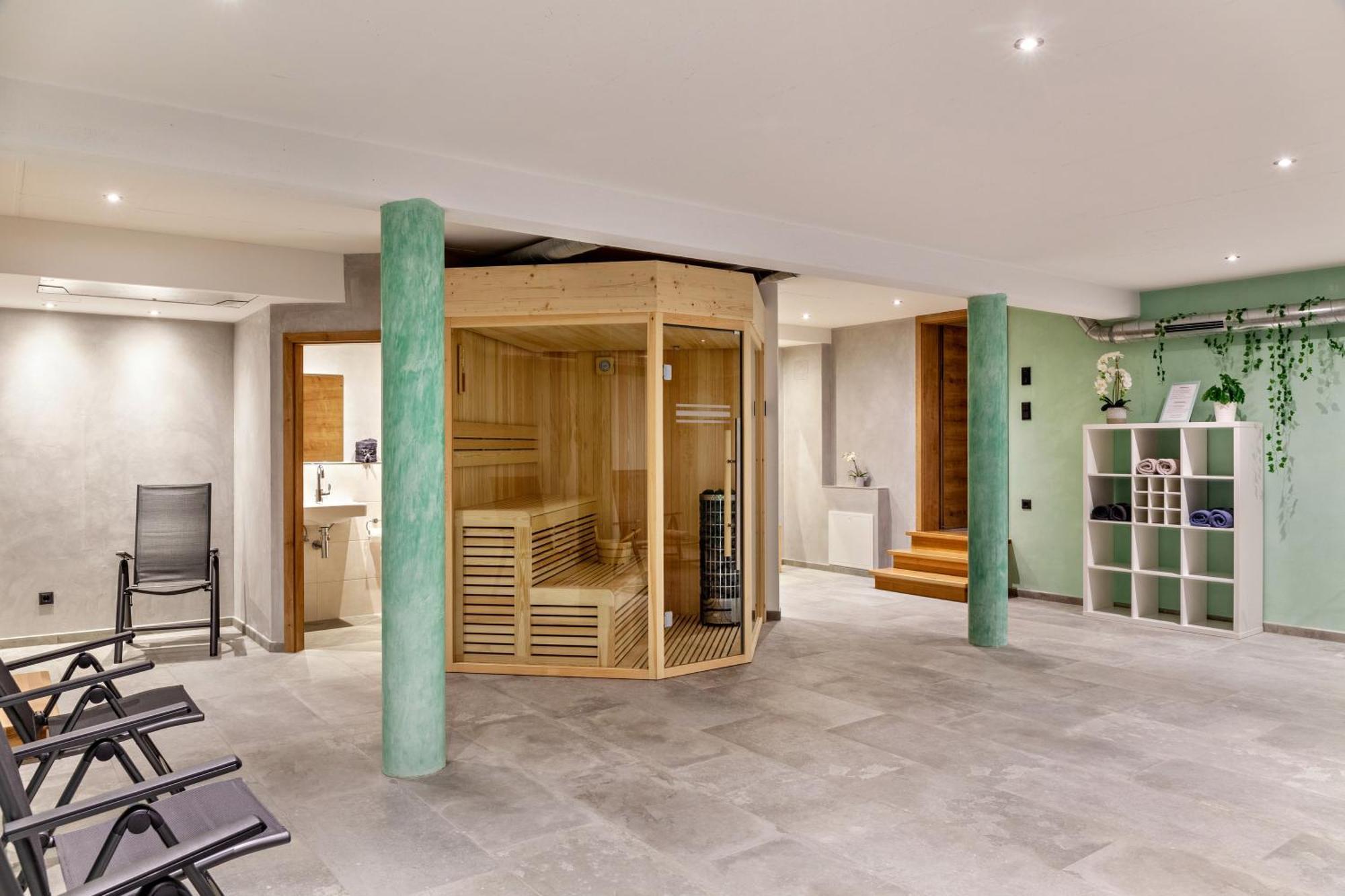 Chalet Aus Holz การ์มิช-พาร์เทนเคียร์เชน ภายนอก รูปภาพ