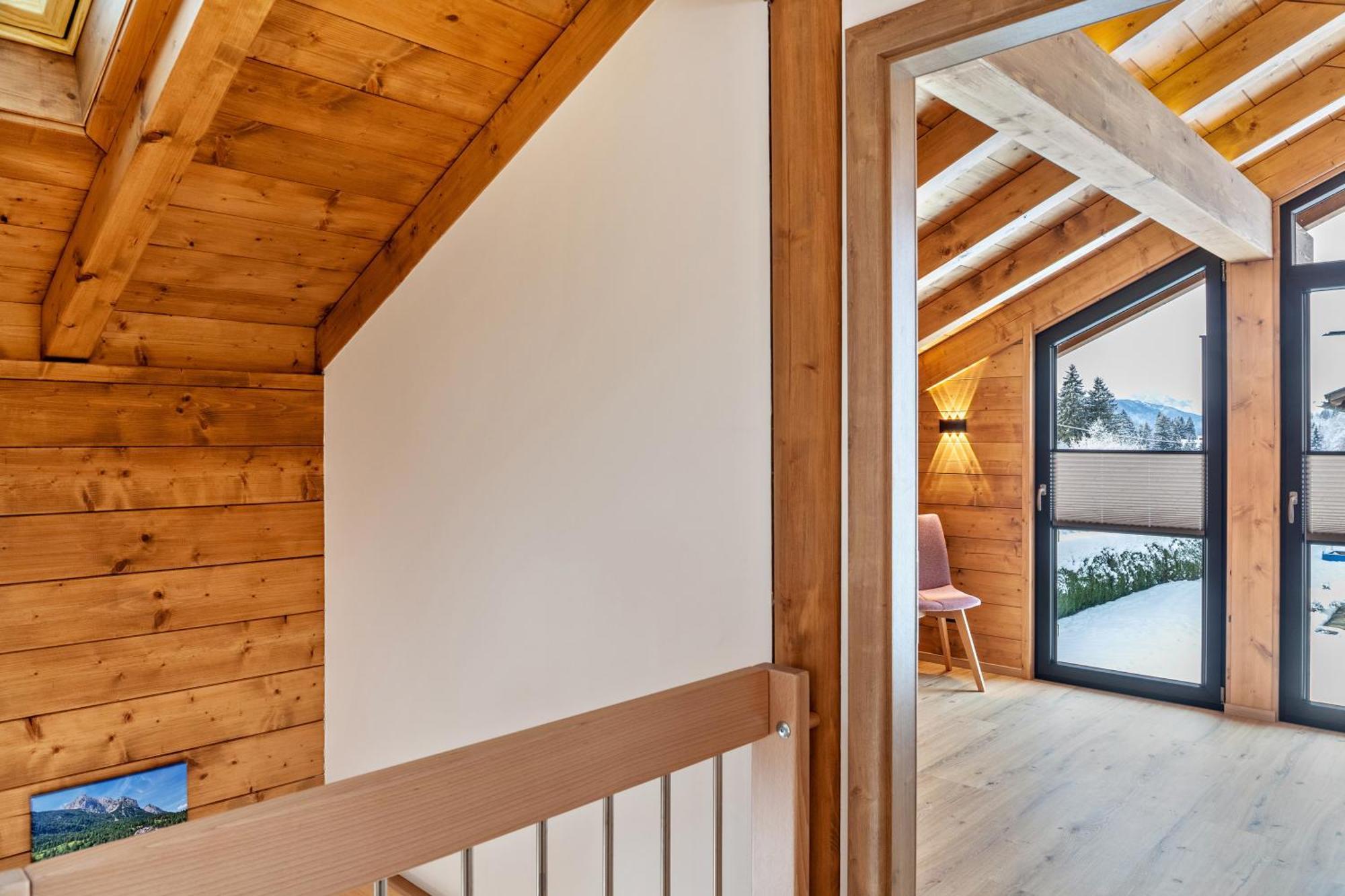 Chalet Aus Holz การ์มิช-พาร์เทนเคียร์เชน ภายนอก รูปภาพ